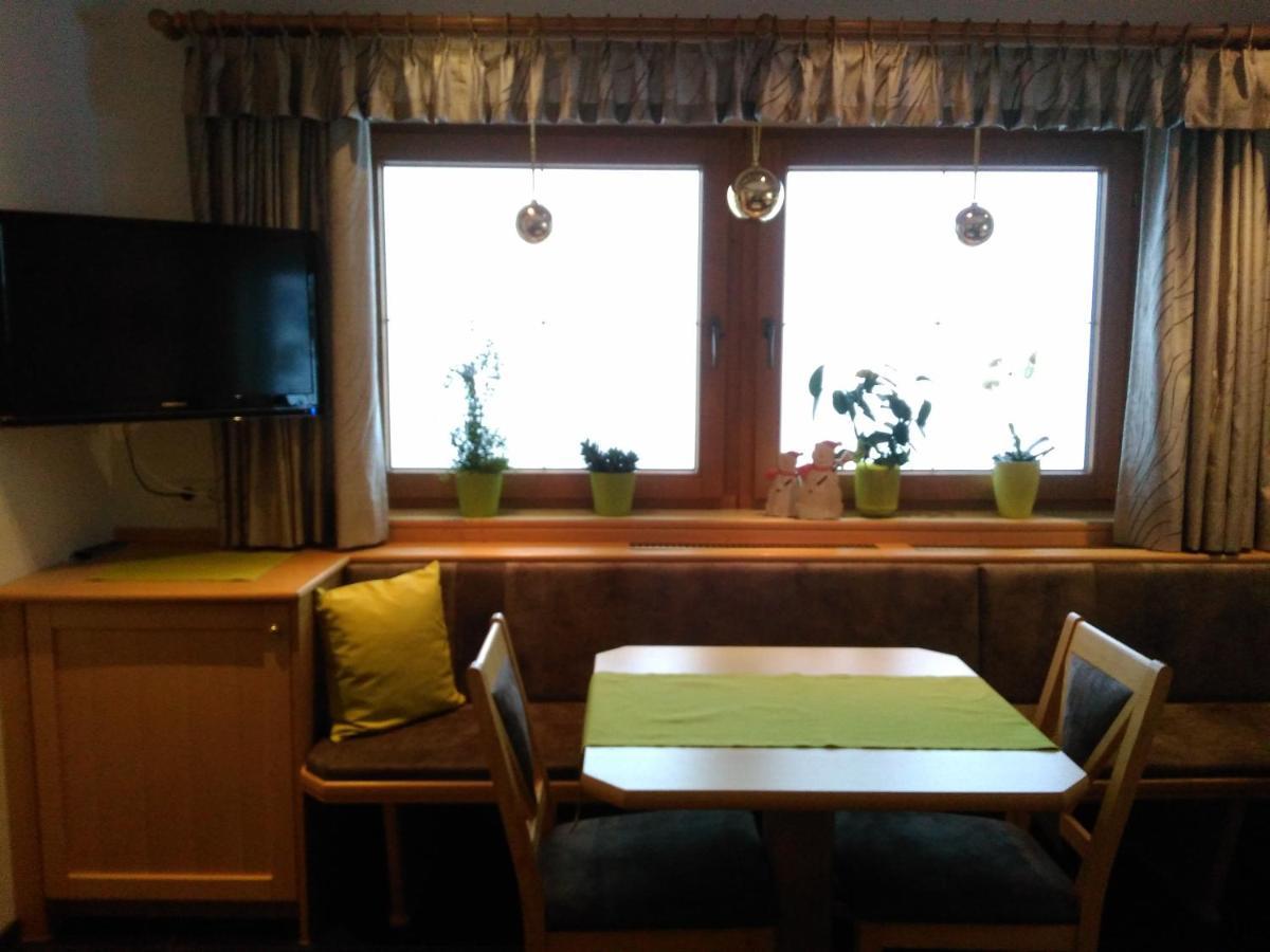 Bed and Breakfast Haus Edelweiss Jerzens Esterno foto